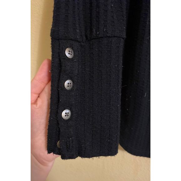 Chaser waffle knit top button sleeve - Picture 2 of 3